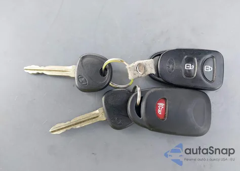 2011 Hyundai Tucson Gls z USA, uszkodzony, nr VIN KM8JU3AC2BU261768